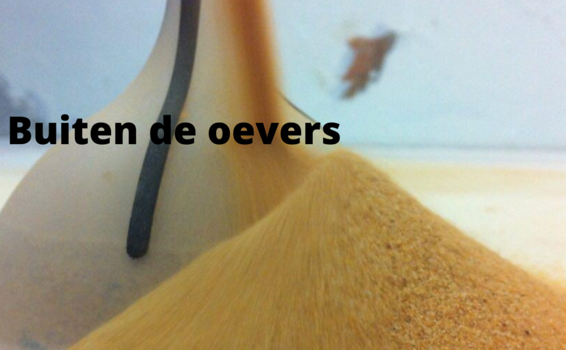 Buiten de oevers